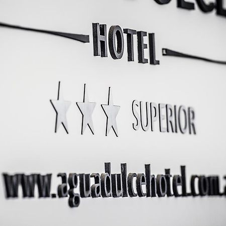 Agua Dulce Hotel Tandil Eksteriør bilde