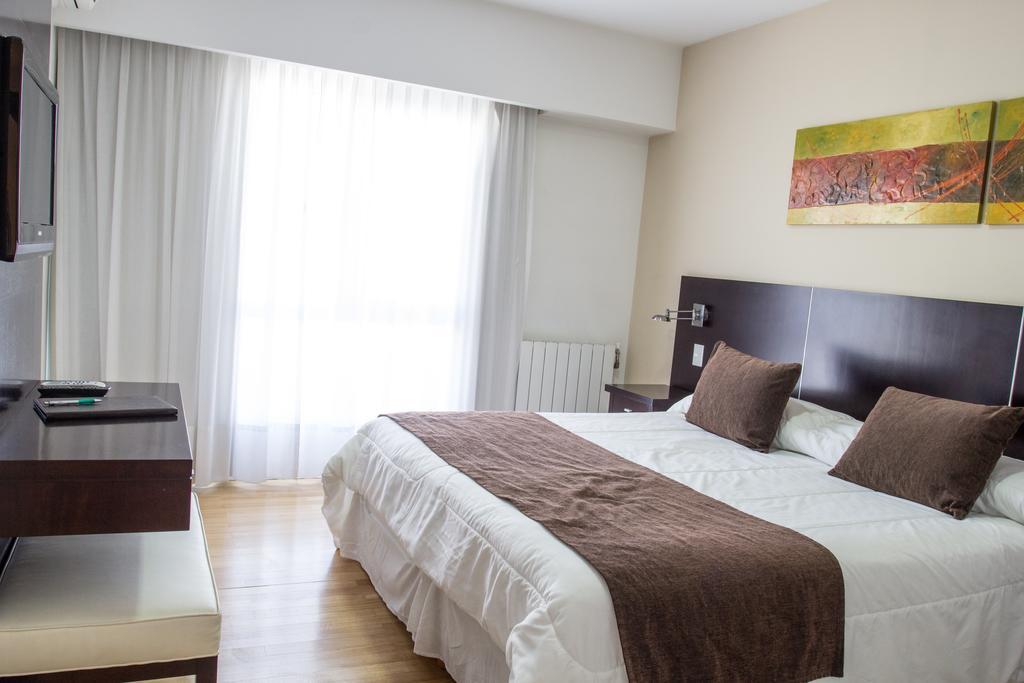 Agua Dulce Hotel Tandil Rom bilde
