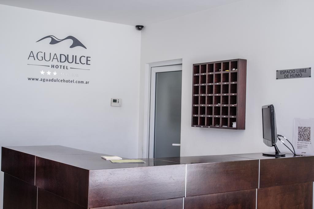 Agua Dulce Hotel Tandil Eksteriør bilde