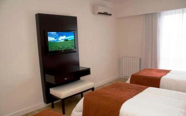 Agua Dulce Hotel Tandil Eksteriør bilde